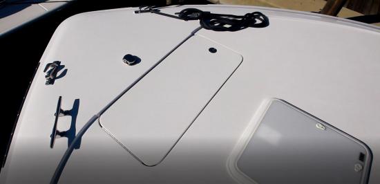 Hatteras GT59 anchor locker