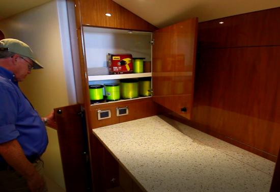 Hatteras GT59 locker