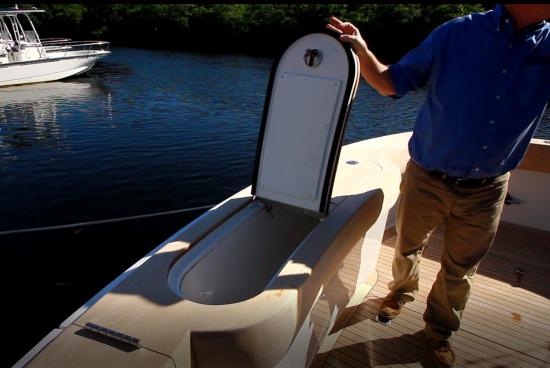 Hatteras GT59 fish box