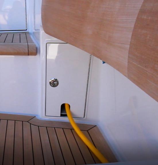 Hatteras GT59 shore cord