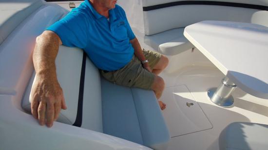 Intrepid 475 Panacea seating