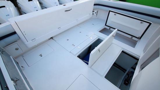 Intrepid 475 Panacea hatches