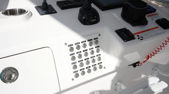 Intrepid 475 Panacea lights