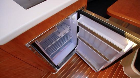 Intrepid 475 Panacea refrigerator