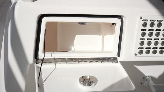 Intrepid 475 Panacea storage