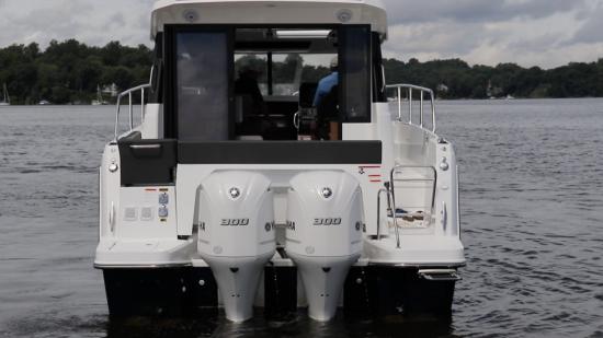 Jeanneau NC 1095 platform