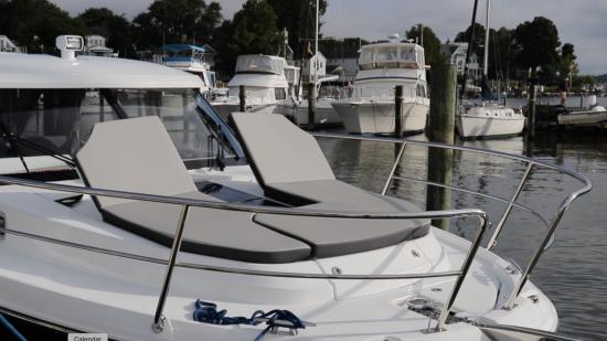 Jeanneau NC 1095 sun pad