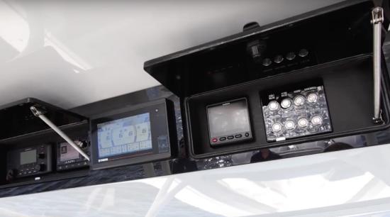 Jupiter 43 SF display