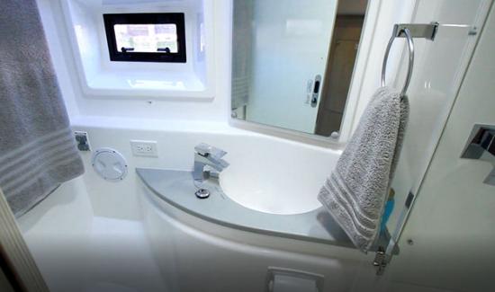 Leopard 51 PC guest cabin