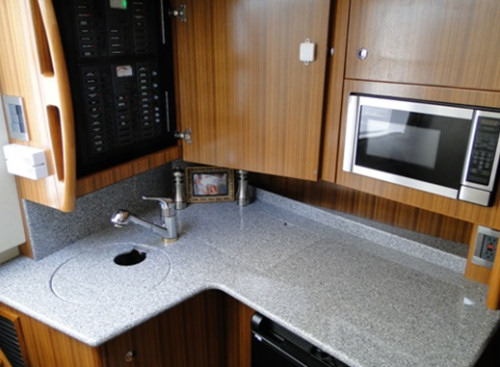 Luhrs 30 Open Express