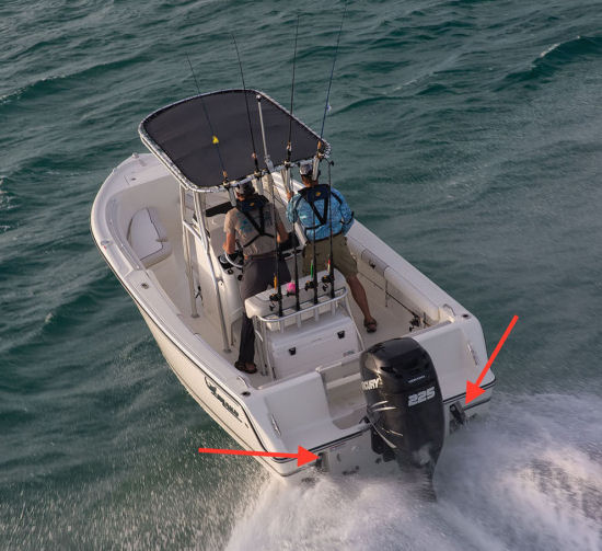 Mako 214 CC running shot