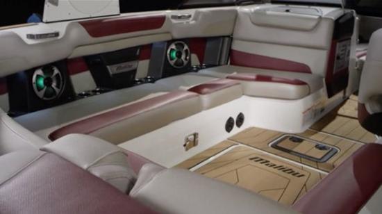 Malibu M235 gunwales