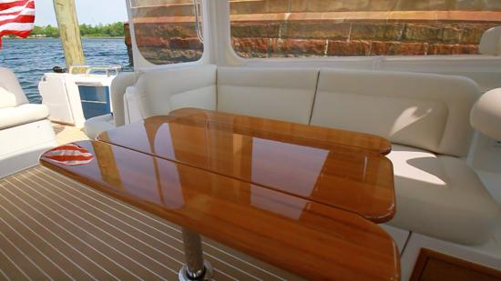 MJM 35z pedestal table