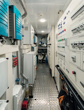 Monte Carlo Yachts 96 engine room
