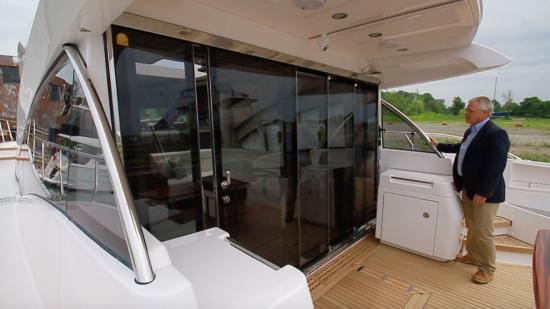 Neptunus 650 Express aft deck