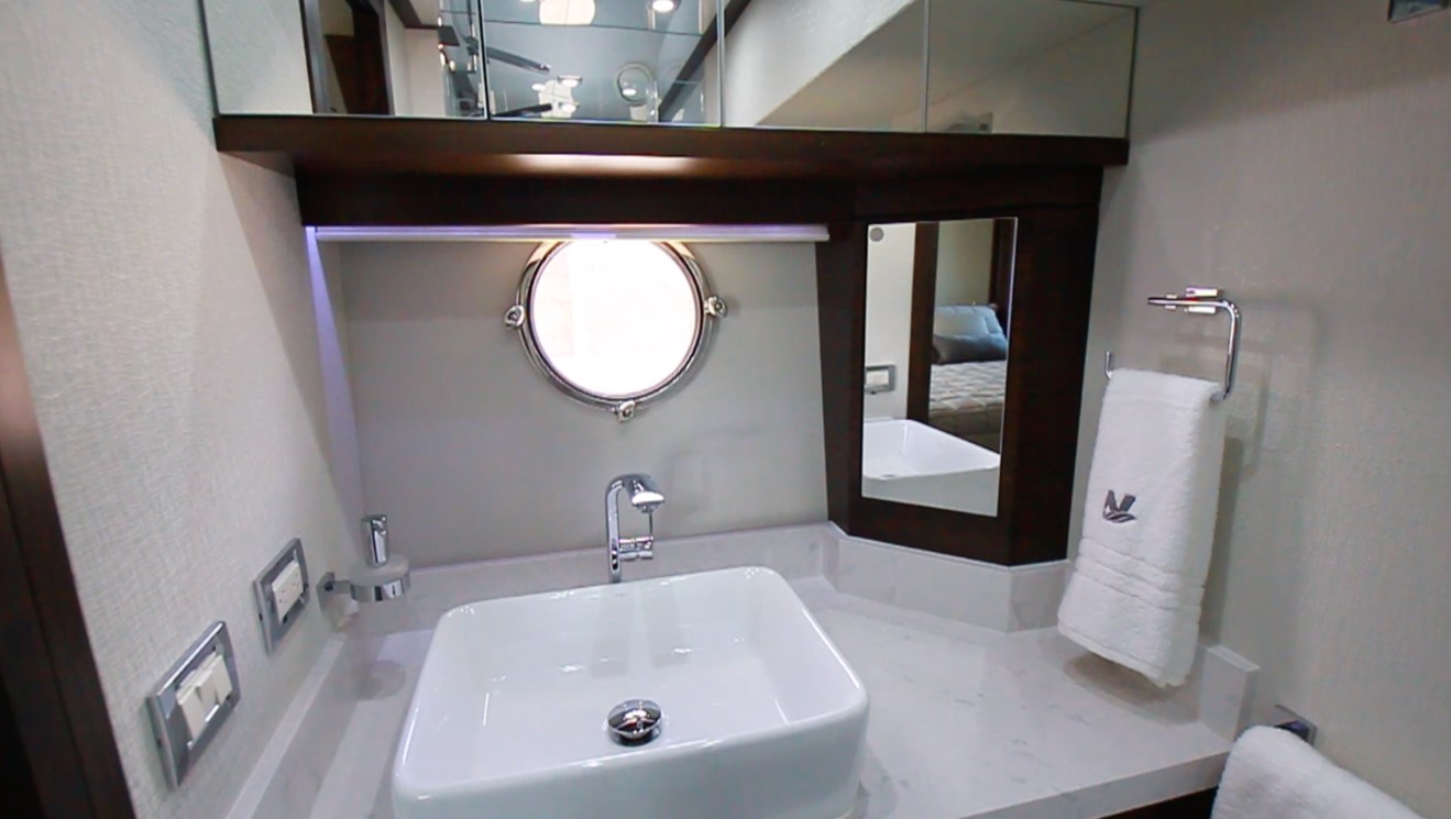 Neptunus 650 Express master head