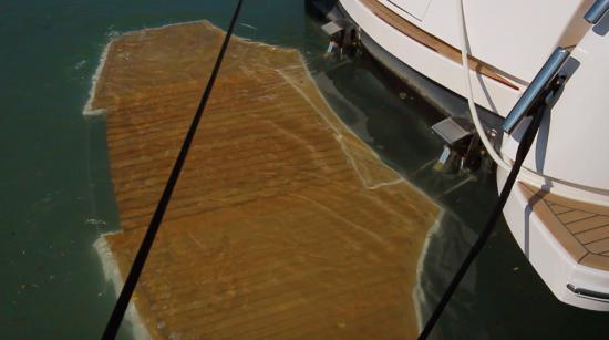 Neptunus 650 Express swim platform