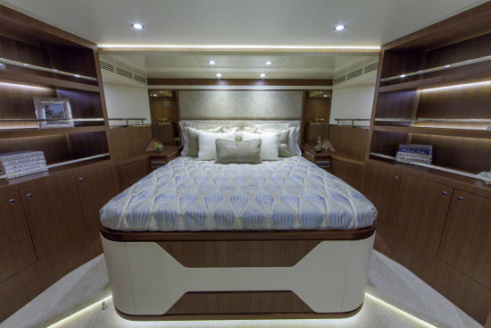 Ocean Alexander 100 Motoryacht vip layout