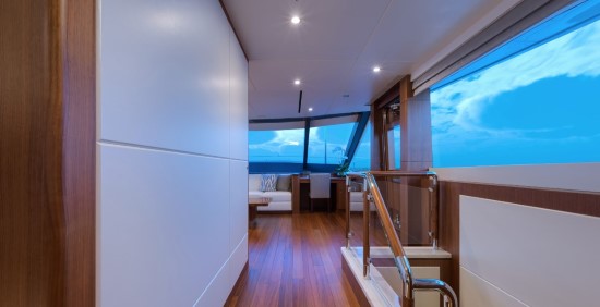 Ocean Alexander 100 Skylounge finish