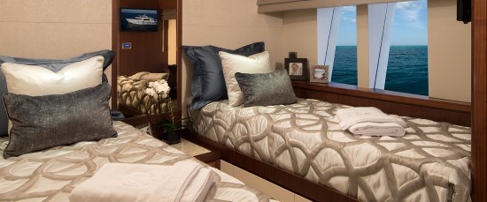 Ocean Alexander 100 Skylounge guest staterooms
