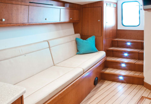 Ocean Yachts 37 Express