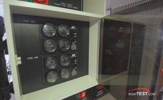 Outer Reef 700 switches