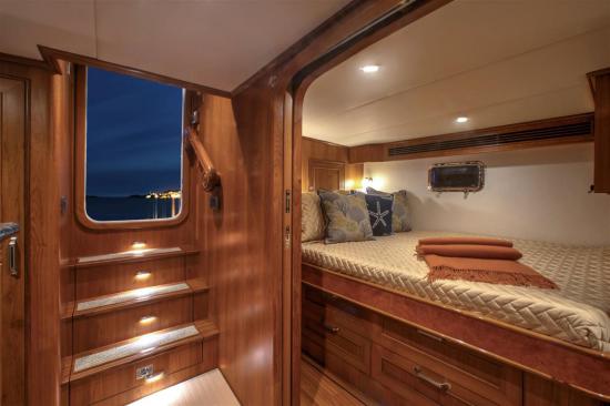 Outer Reef 700 pocket doors