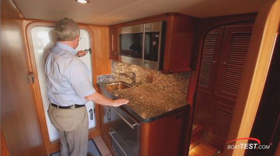 Outer Reef 700 galley