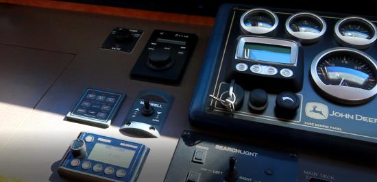 Outer Reef 700 engine gauge