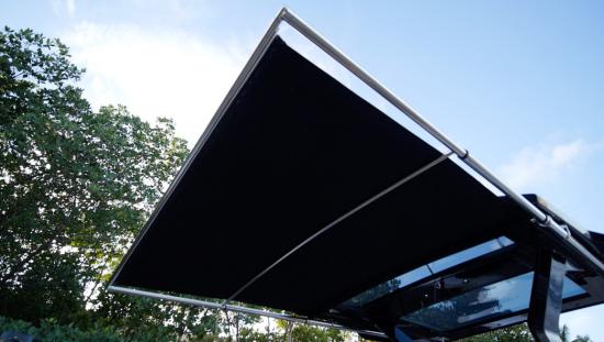 Pardo Yachts 43 bimini