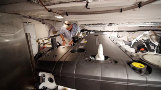 Pardo Yachts 43 engines