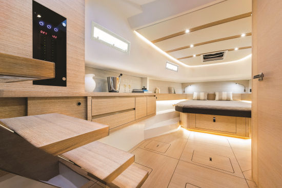 Pardo Yachts 43 interior