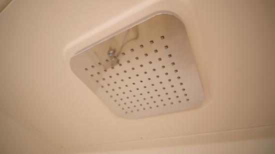 Pardo Yachts 43 shower