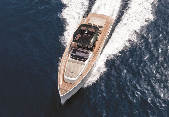 Pardo Yachts 43 running