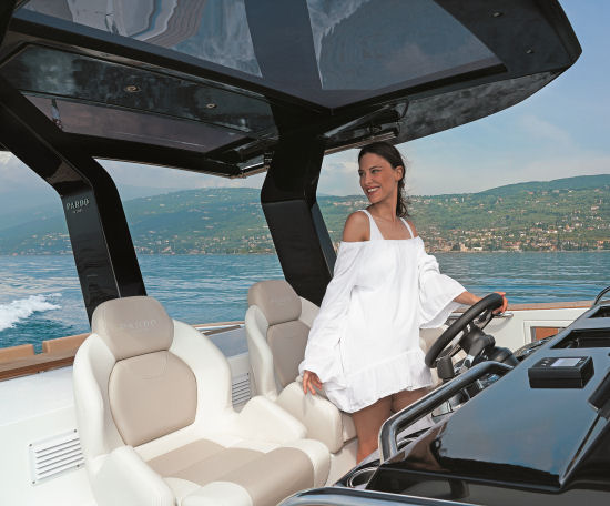 Pardo Yachts 43 t top