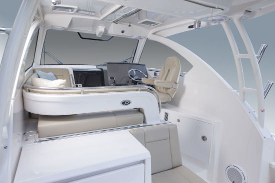 Pursuit OS 325 Offshore dash