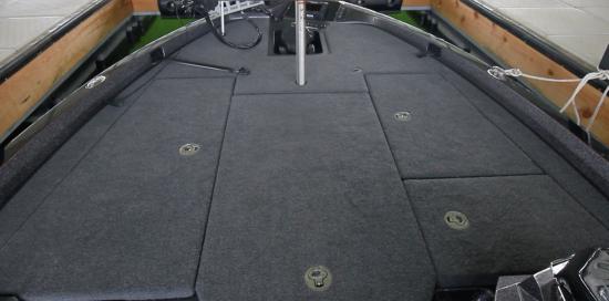 Ranger Z519L fishing deck