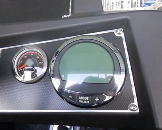 Ranger Z519L starboard gauges