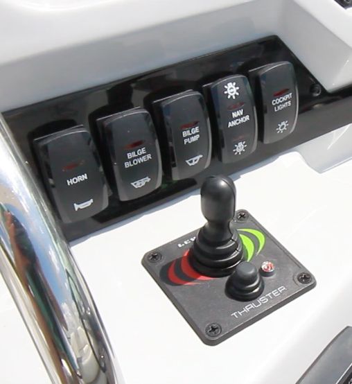 Regal 26 XO bow thruster