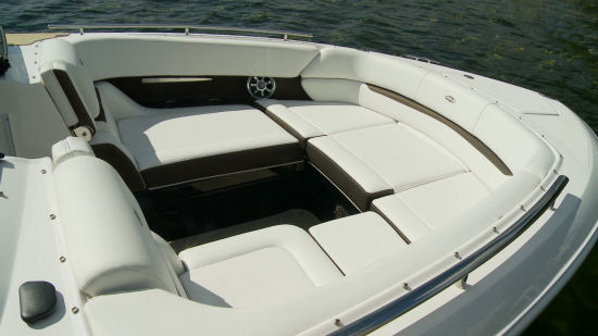 Regal 2800 bow seating