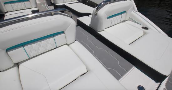 Regal LS4 Surf aft lounges