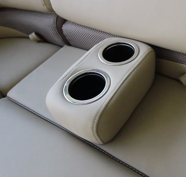 Regency 210 DL3 cup holders
