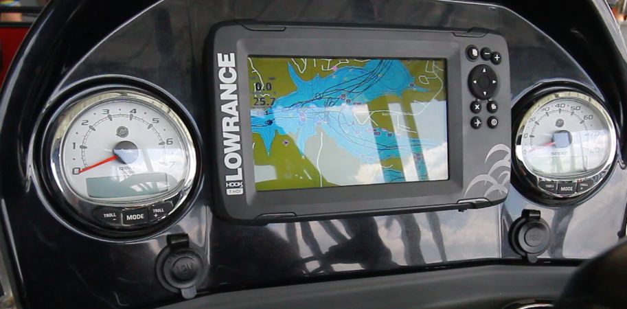 Regency 210 DL3 helm dash