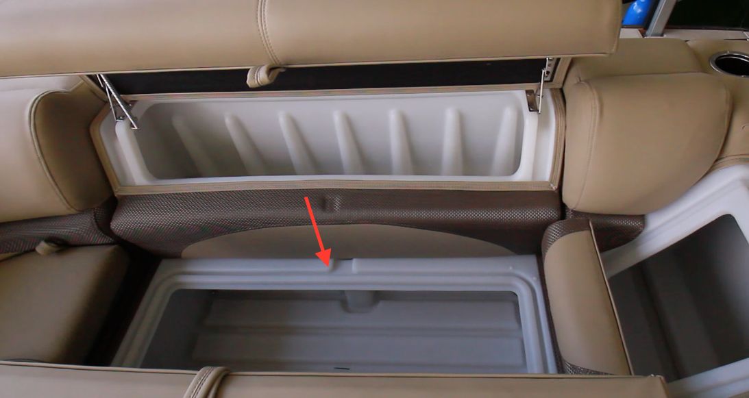 Regency 210 DL3 storage