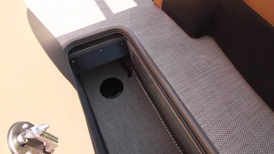 REGENCY 254 LE3 Sport Sole Storage