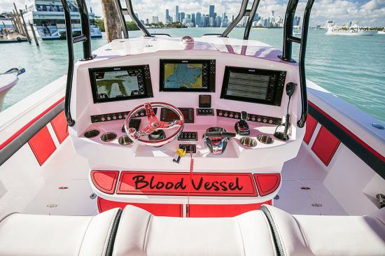 Renaissance Prowler 42 helm