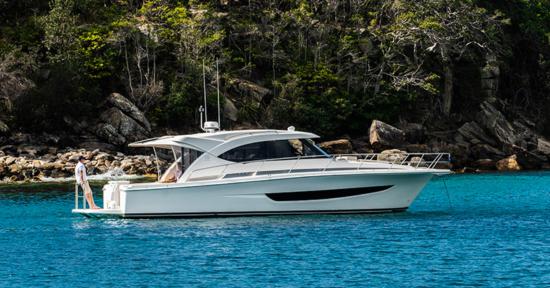 Riviera 395 SUV lifestyle