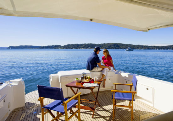 Riviera 445 SUV cockpit