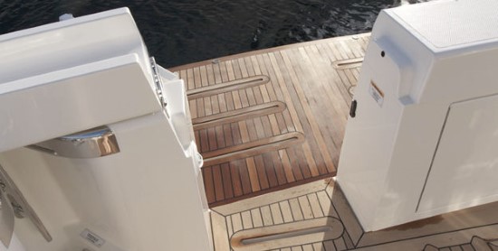 Riviera 68 Sports Motor Yacht