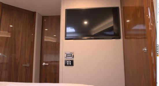 Riviera 72 Sports Motor Yacht